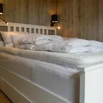 4 Bedroom Cozy In * Færvik